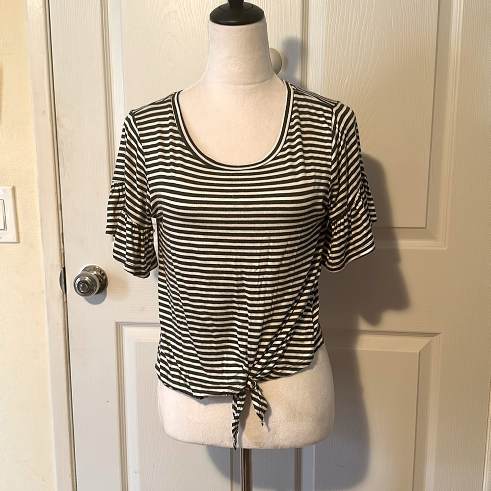 Soft striped ruffles sleeve blouse with tie waste